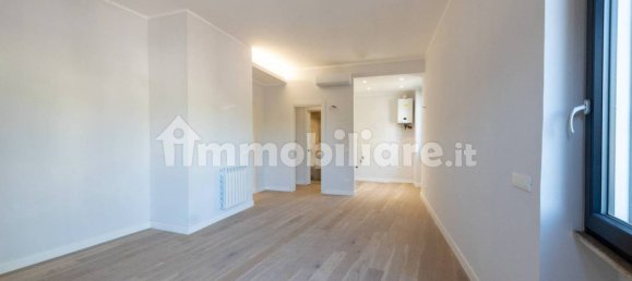 2 Schlafzimmer Wohnung in Rome, Italy, Nr. 335890 11