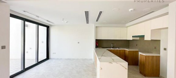 Villa T3 em Dubai Land, UAE N.º 56294 4