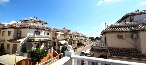 Таунхаус с 2 спальнями в Аликанте, Испания № 190524 4