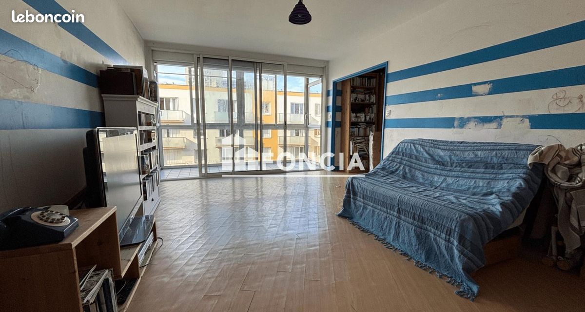 Квартира с 2 спальнями в Ренн, Франция № 325673