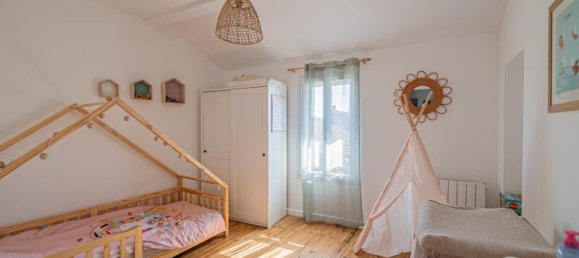 Casa de 3 dormitorios en Izon, France No. 344989 5