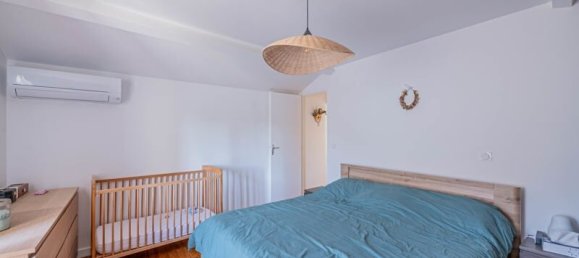 Casa de 3 dormitorios en Izon, France No. 344989 4