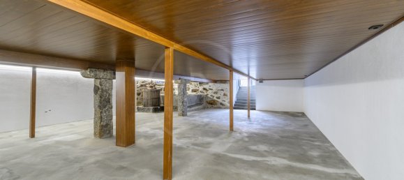 5 bedrooms House in Felgueiras, Portugal No. 42796 32