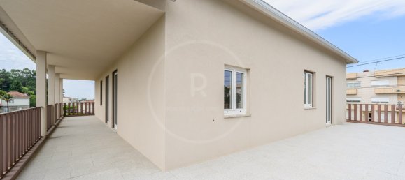 5 bedrooms House in Felgueiras, Portugal No. 42796 34