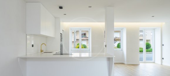 5 bedrooms House in Felgueiras, Portugal No. 42796 10