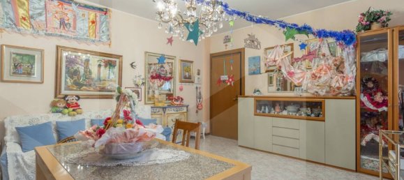 Apartamento de 3 habitaciónes en Milan, Italy No. 242079 6