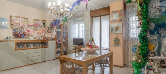 Apartamento de 3 habitaciónes en Milan, Italy No. 242079 5