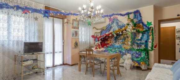 Apartamento de 3 habitaciónes en Milan, Italy No. 242079 4