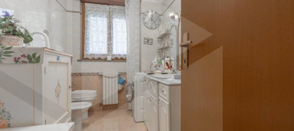 Apartamento de 3 habitaciónes en Milan, Italy No. 242079 27