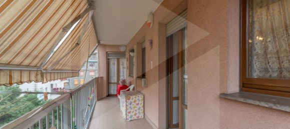 Apartamento de 3 habitaciónes en Milan, Italy No. 242079 9