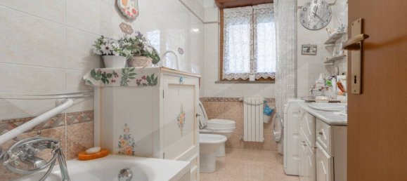 Apartamento de 3 habitaciónes en Milan, Italy No. 242079 25