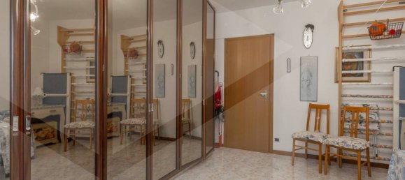 Apartamento de 3 habitaciónes en Milan, Italy No. 242079 19