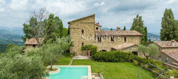 Дом с 43 спальнями в Умбертиде, Италия № 172127 5