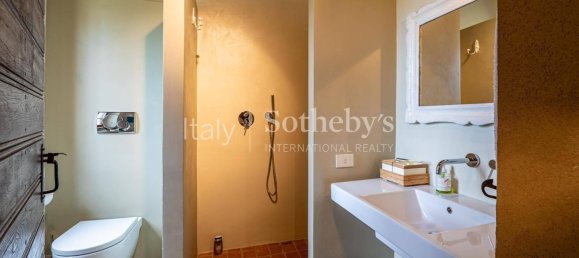 Дом с 43 спальнями в Умбертиде, Италия № 172127 28