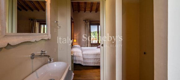 Дом с 43 спальнями в Умбертиде, Италия № 172127 30