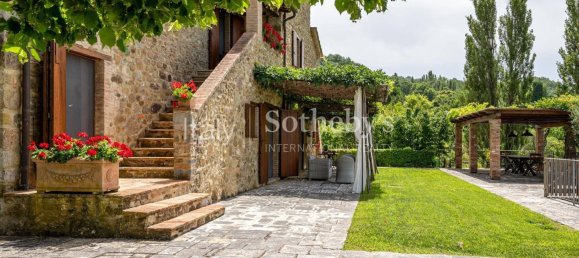 Дом с 43 спальнями в Умбертиде, Италия № 172127 6