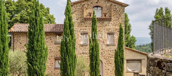 Дом с 43 спальнями в Умбертиде, Италия № 172127 33