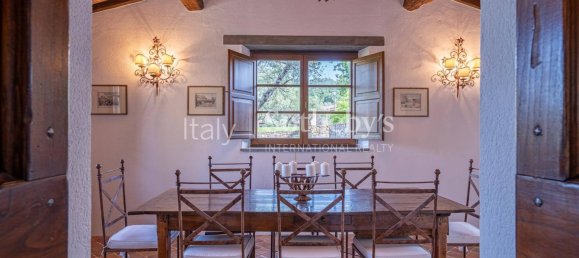 Дом с 43 спальнями в Умбертиде, Италия № 172127 18