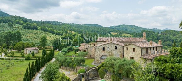 Дом с 43 спальнями в Умбертиде, Италия № 172127 44