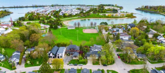 5 Schlafzimmer Haus in Mississauga, Canada, Nr. 540 3