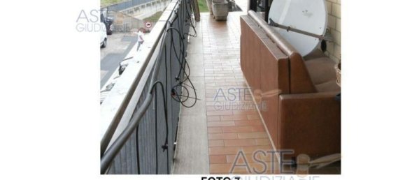 5 rooms Apartment in Filottrano, Italy No. 94287 6