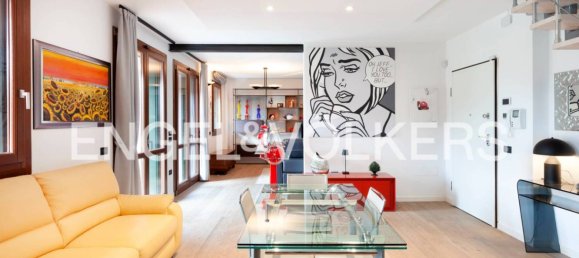 3 bedrooms Penthouse in Garda, Italy No. 363964 2