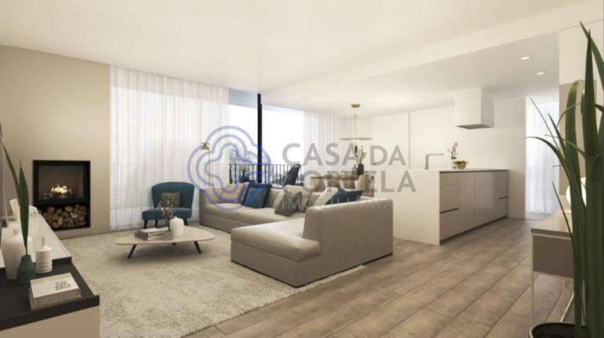 3 bedrooms Apartment in Porto, Portugal No. 2363