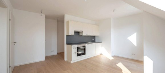 2 rooms Apartment in Penzing, Austria No. 187228 4