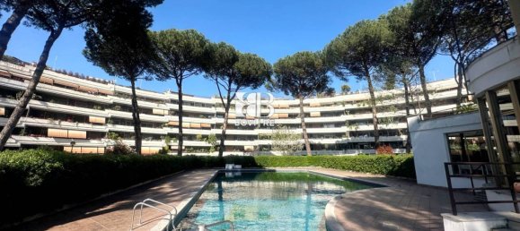 4 bedrooms Apartment in Rome, Italy No. 396939 2