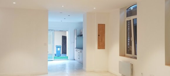 3 Schlafzimmer Stadthaus in Tourcoing, France, Nr. 255352 8