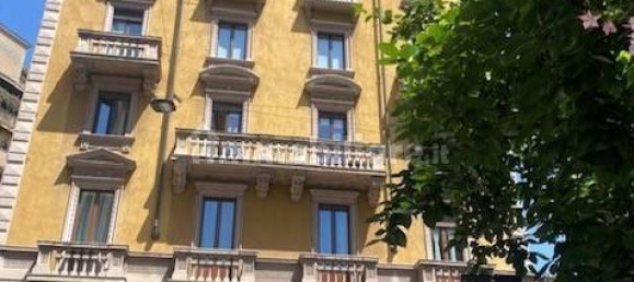 2 bedrooms Apartment in Milan, Italy No. 321528 2