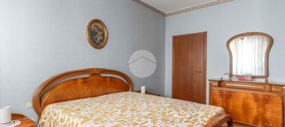 2 bedrooms Apartment in Milan, Italy No. 356616 14