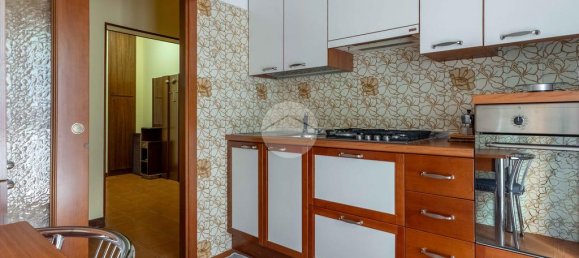 2 bedrooms Apartment in Milan, Italy No. 356616 8