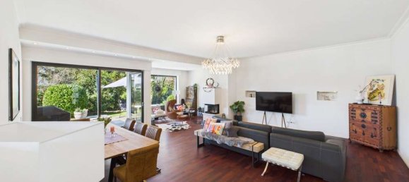 7 bedrooms Townhouse in Dusseldorf, Germany No. 353009 6