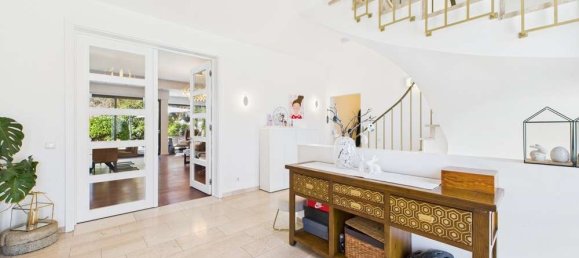 7 bedrooms Townhouse in Dusseldorf, Germany No. 353009 3