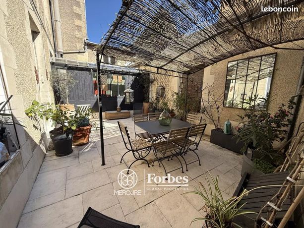 5 bedrooms Apartment in Poitiers, France No. 315216