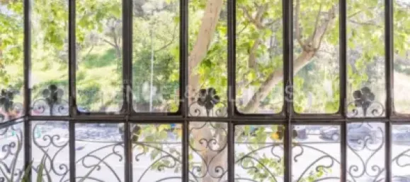 4 غرف نوم منزل ذو طابقين في Madrid, Spain رقم 176779 3