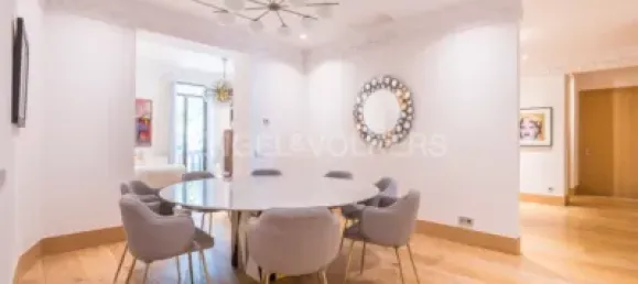 4 غرف نوم منزل ذو طابقين في Madrid, Spain رقم 176779 5