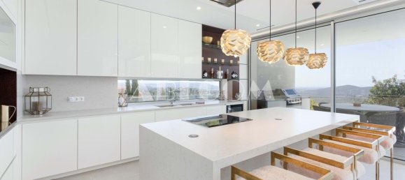 4 bedrooms Villa in Loule, Portugal No. 134343 10