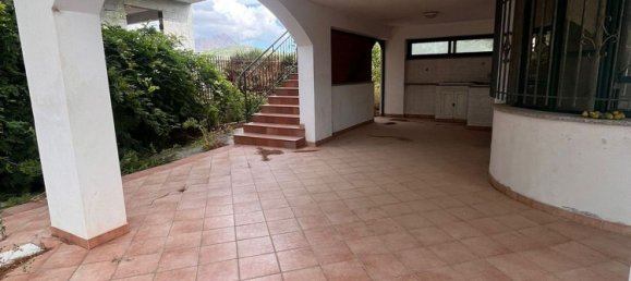 Квартира с 15 комнатами в Багерия, Италия № 290993 3