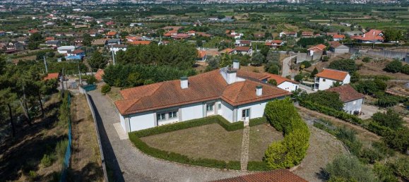 3 غرف نوم منزل في Chaves, Portugal رقم 186241 2