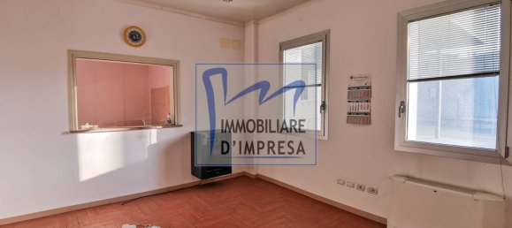 Entrepôt à Parma, Italy 1800m² No. 159815 28