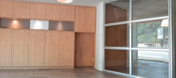 Gewerbliche Immobilie in Albertville, France 92m², Nr. 289751 3
