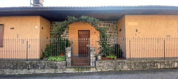 8 rooms Villa in San Fermo della Battaglia, Italy No. 13705 6