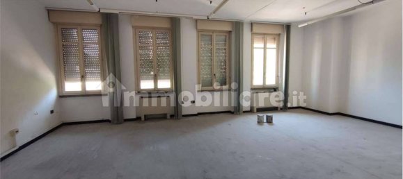 5 rooms Warehouse in Gallarate, Italy No. 187173 10