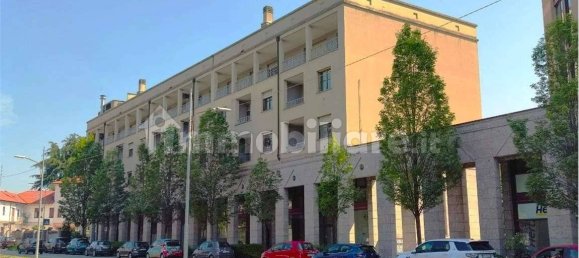 5 rooms Warehouse in Gallarate, Italy No. 187173 20