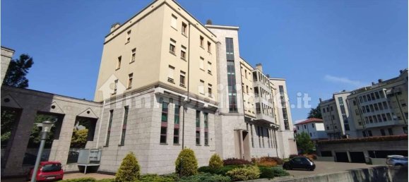 5 rooms Warehouse in Gallarate, Italy No. 187173 5