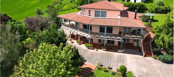 24-salle Villa à Fabriano, Italy No. 279251 8