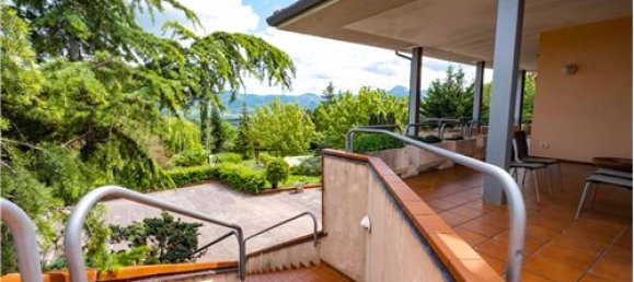 24-salle Villa à Fabriano, Italy No. 279251 38