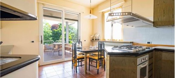 24-salle Villa à Fabriano, Italy No. 279251 22